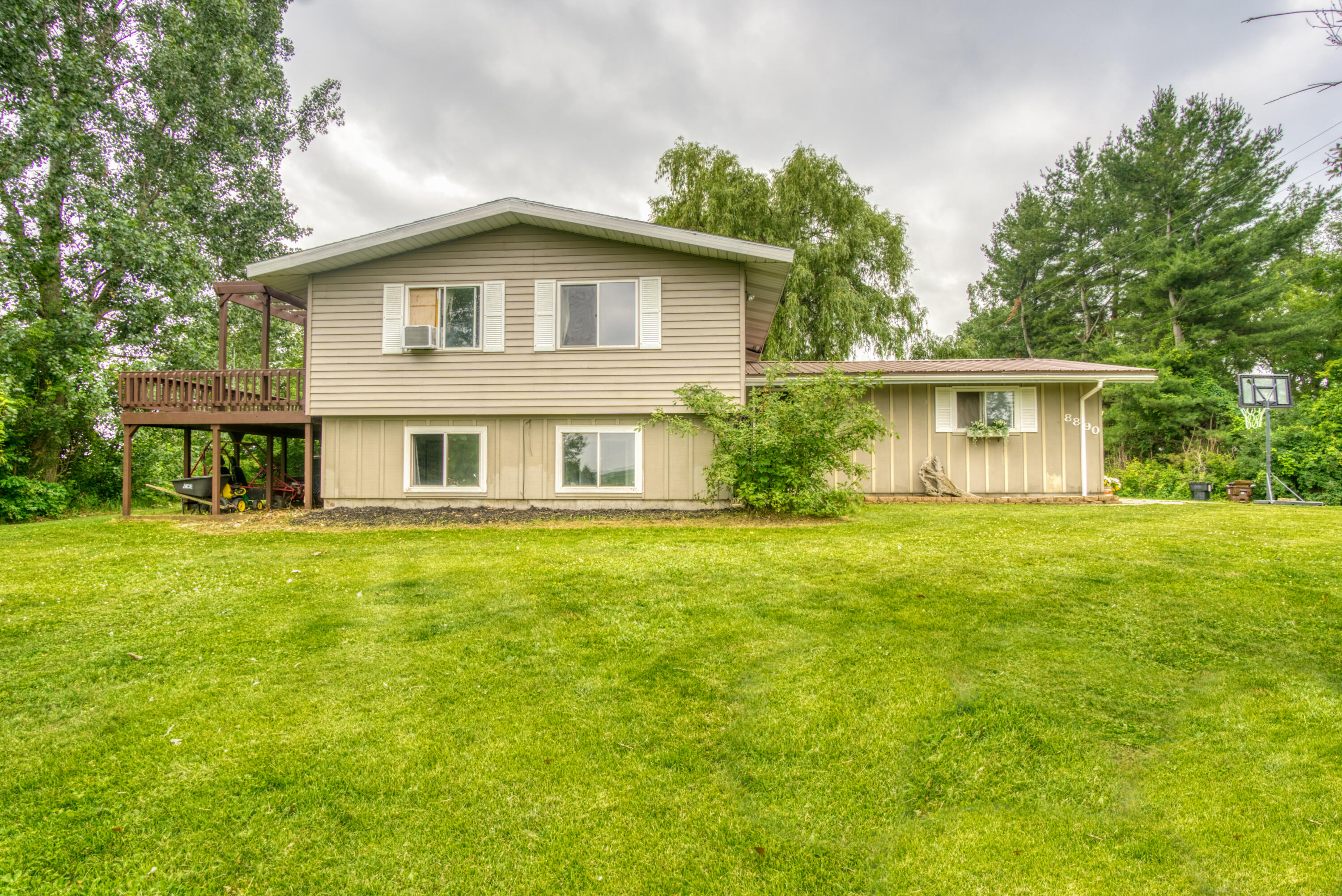 8890 Northwest Lake Road Six Lakes, MI 48886 - Photo 2 of 32 DSC02625_6
