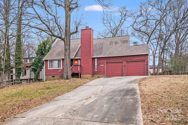 $382,500 | 12023 Rock Canyon Drive, Charlotte, NC 28226