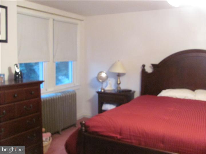 7505 Lennox Road Upper Darby, PA 19082 - Photo 12 of 22