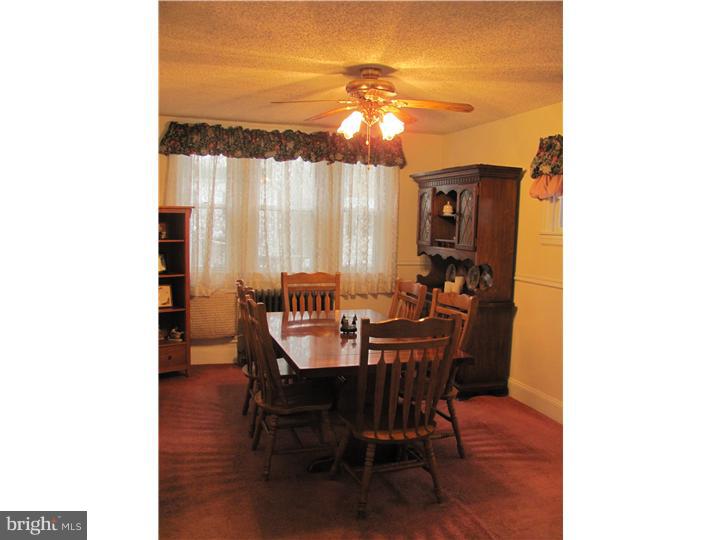 7505 Lennox Road Upper Darby, PA 19082 - Photo 8 of 22