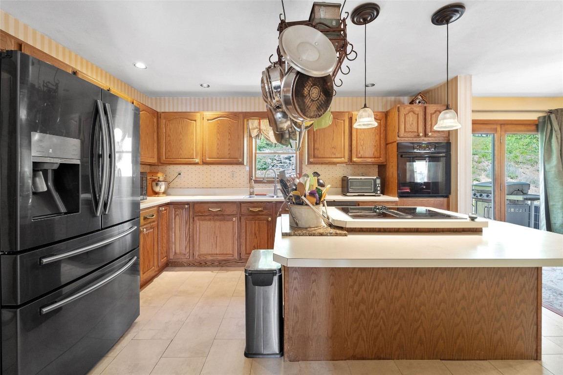 473 Brotzman Road Binghamton, NY 13901 - Photo 7 of 36 Gallery Image 7