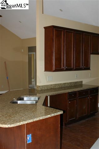 117 Hubbard Lane Greer, SC 29651 - Photo 3 of 8 Gallery Image 3