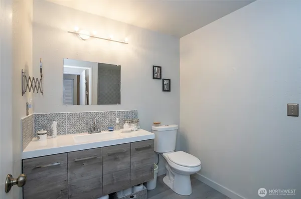 $315,000 | 7317 North Skyview Place, Unit L203, Tacoma, WA 98406