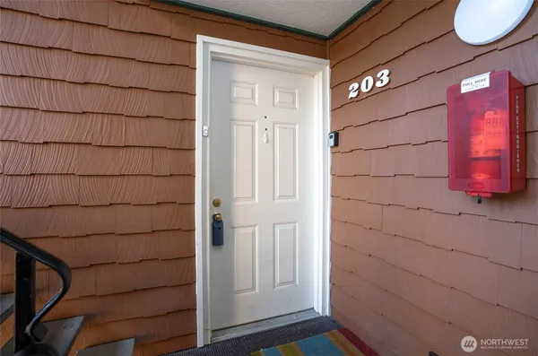 $315,000 | 7317 North Skyview Place, Unit L203, Tacoma, WA 98406