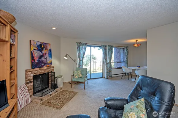 $315,000 | 7317 North Skyview Place, Unit L203, Tacoma, WA 98406