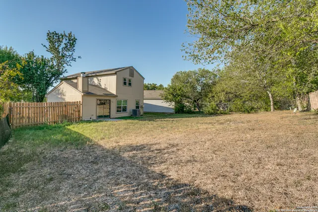 $1,645 | 4031 Sunrise Bluff Drive, San Antonio, TX 78244