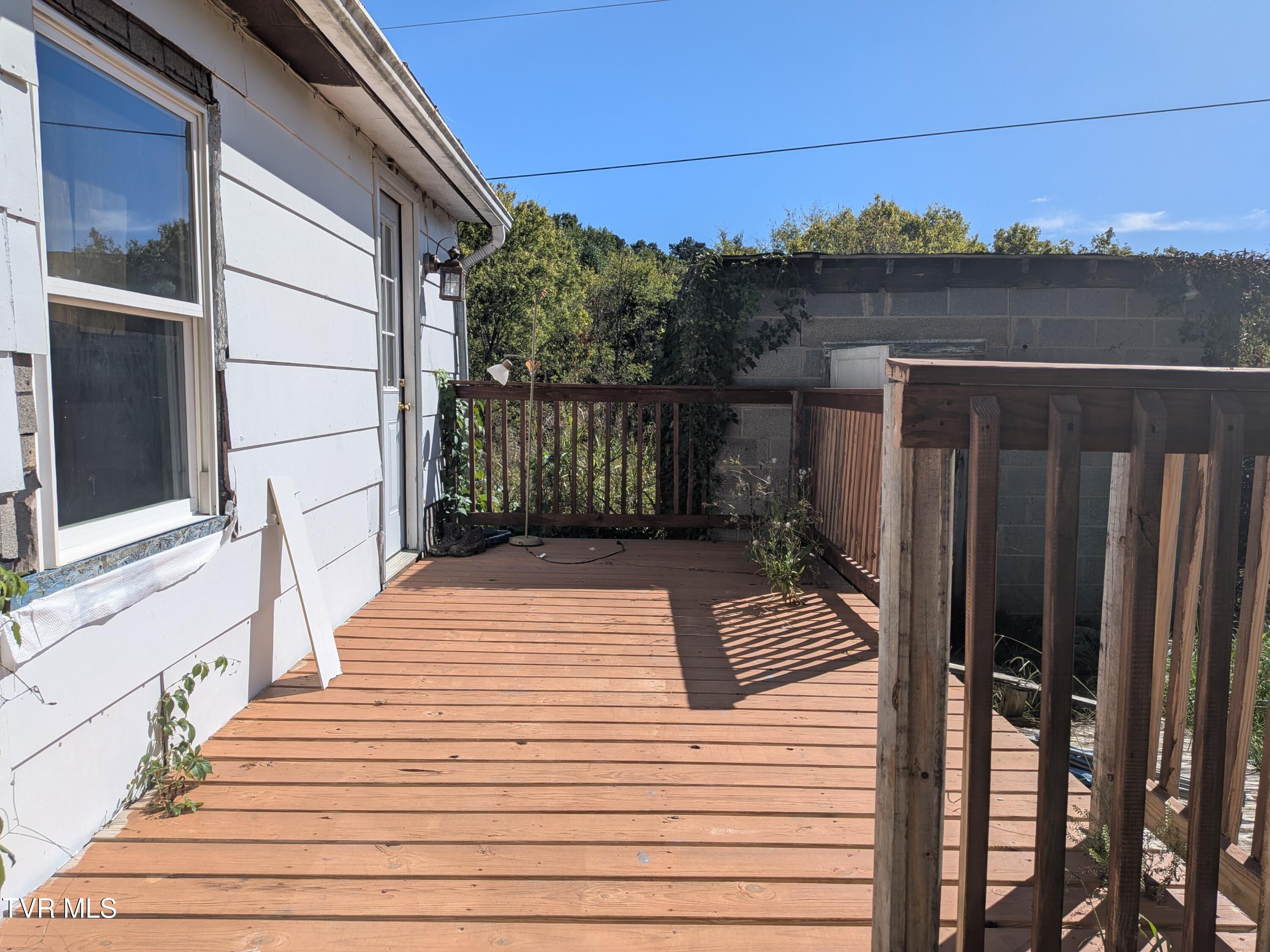 580 Cartwheel Road Greeneville, TN 37743 - Photo 22 of 30 PXL_20261005_191153047.MP