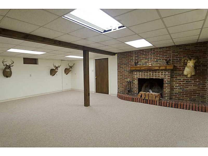 179 Overbrook Road Valencia, PA 16059 - Photo 20 of 22 Basement/Game Room.