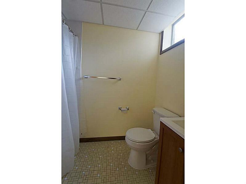 179 Overbrook Road Valencia, PA 16059 - Photo 22 of 22 Full Bath.