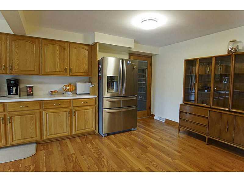 179 Overbrook Road Valencia, PA 16059 - Photo 8 of 22 Kitchen.