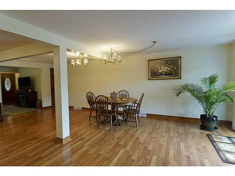 179 Overbrook Road Valencia, PA 16059 - Photo 9 of 22 Dining Room.