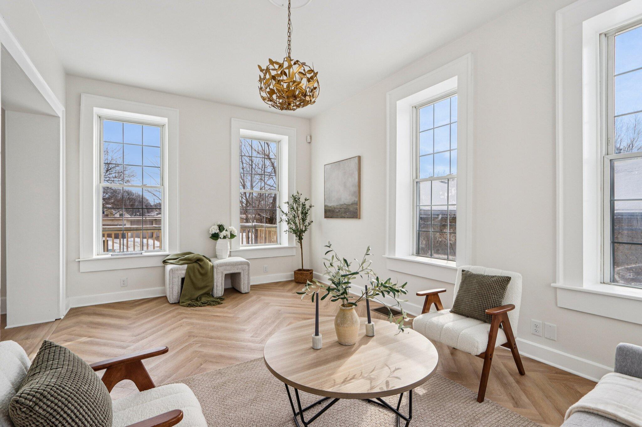 2048 Shoop Street Racine, WI 53404 - Photo 7 of 39 10-web-or-mls-Shoop St-S2201-010