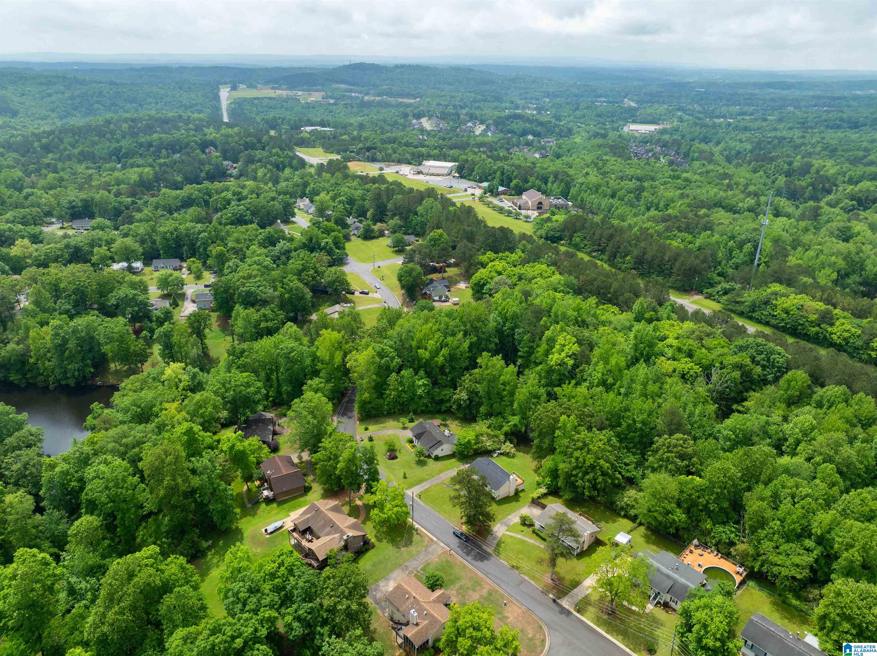 116 Twin Lakes Road Trussville, AL 35173 - Photo 38 of 47