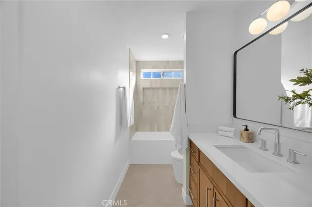 $1,149,000 | 2707 Mathews Avenue, Unit A, Redondo Beach, CA 90278