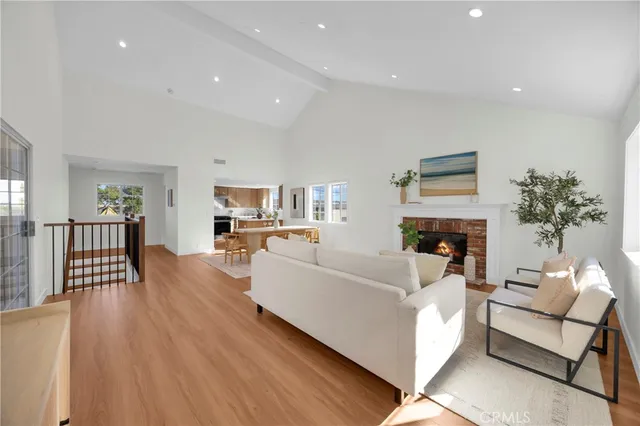 $1,149,000 | 2707 Mathews Avenue, Unit A, Redondo Beach, CA 90278