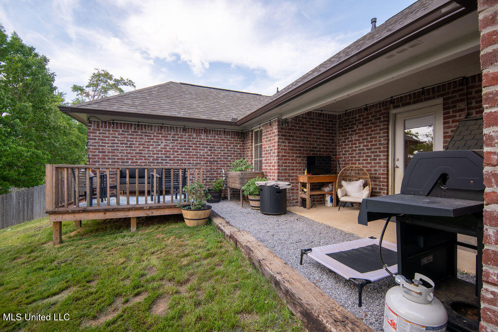 258 Greenfield Ridge Drive Brandon, MS 39042 - Photo 27 of 31 P1046823-HDR