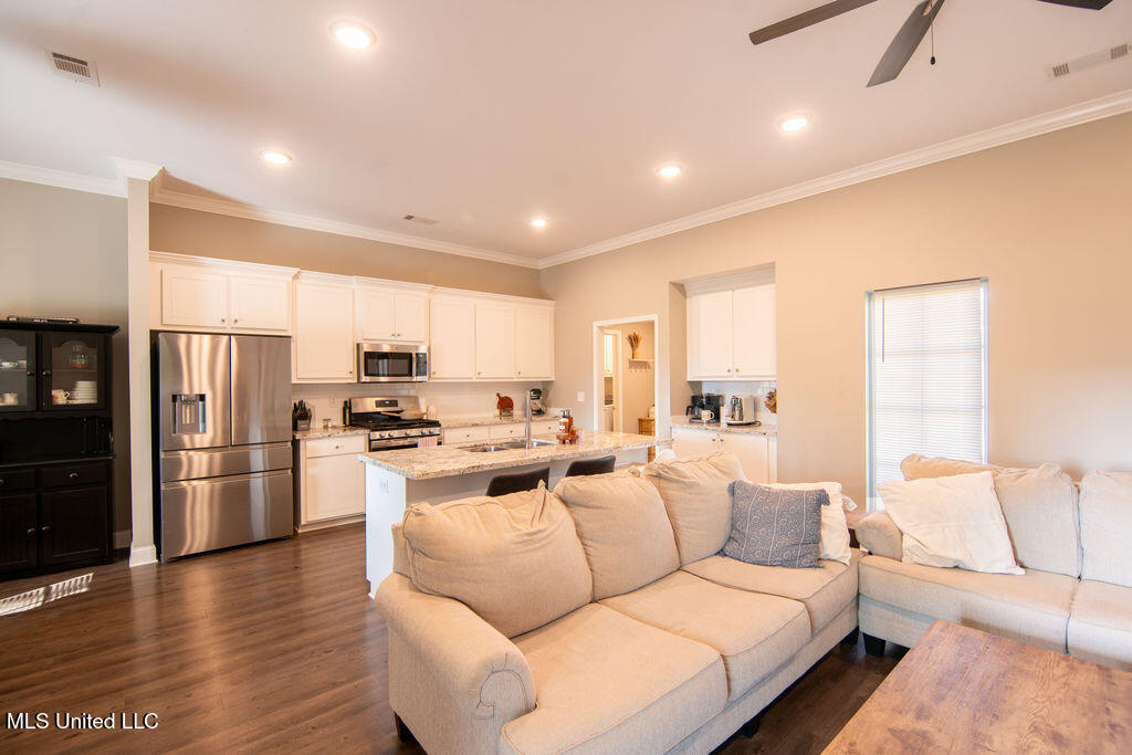 258 Greenfield Ridge Drive Brandon, MS 39042 - Photo 5 of 31 P1046738-HDR