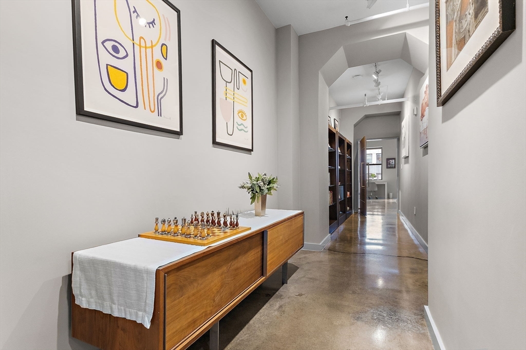 453 Washington Street, Unit 5A Boston, MA 02111 - Photo 19 of 36