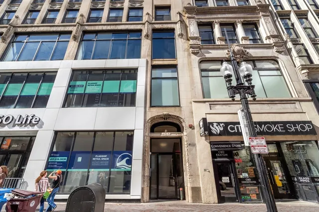 $1,199,000 | 453 Washington Street, Unit 5A, Boston, MA 02111