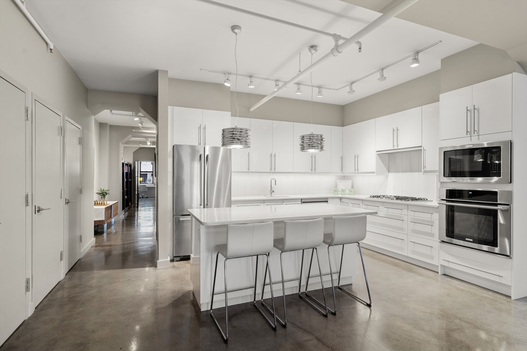 453 Washington Street, Unit 5A Boston, MA 02111 - Photo 32 of 36