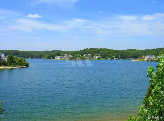 $589,900 | 5600 Forest Drive, Hillsboro, MO 63050