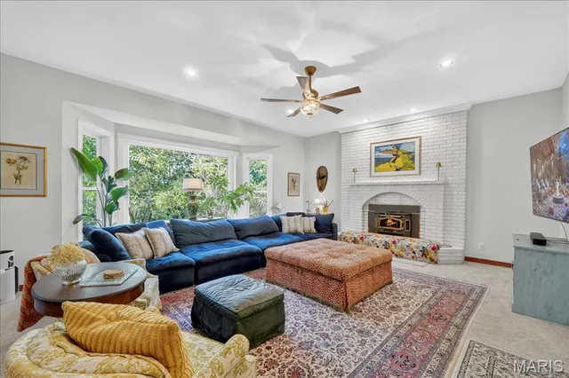 $589,900 | 5600 Forest Drive, Hillsboro, MO 63050