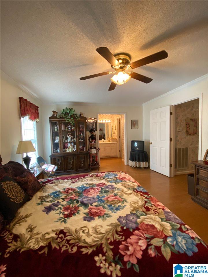 1302 Park Avenue Oneonta, AL 35121 - Photo 10 of 48