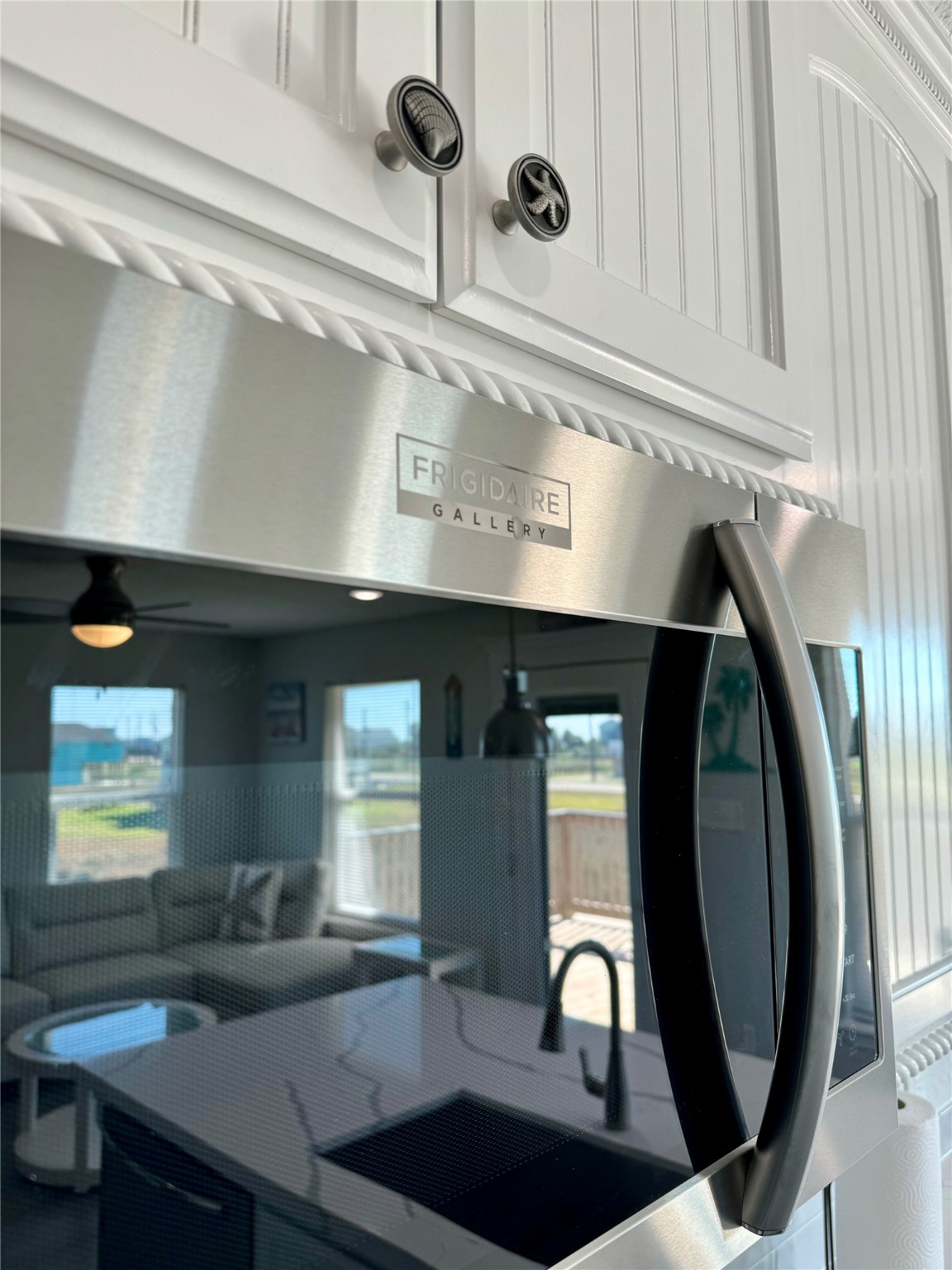 4822 Palm Street Surfside Beach, TX 77541 - Photo 11 of 32 Peep the Beach Views in the reflection.