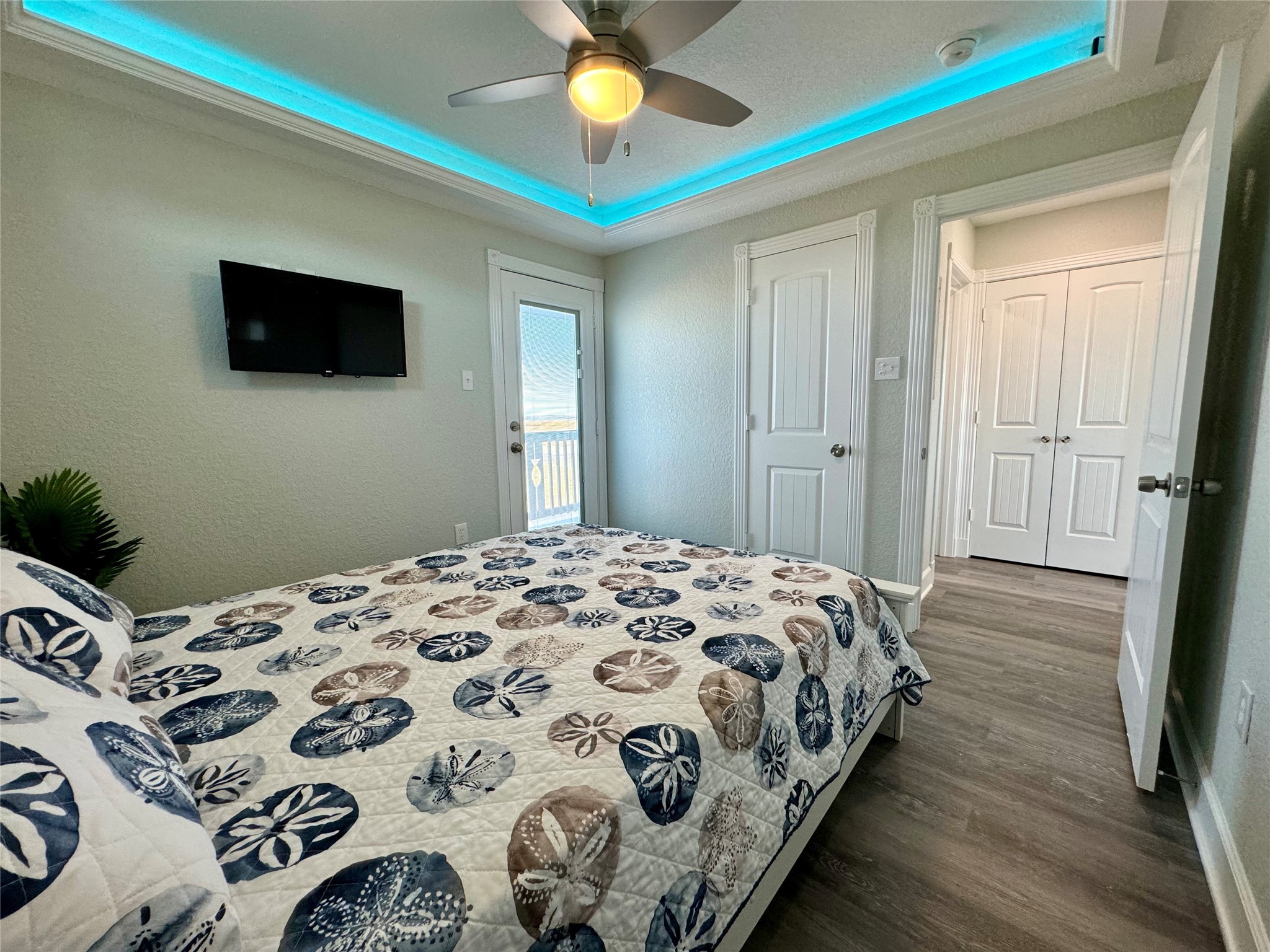 4822 Palm Street Surfside Beach, TX 77541 - Photo 17 of 32 Downstairs Bedroom with Private Balcony Access