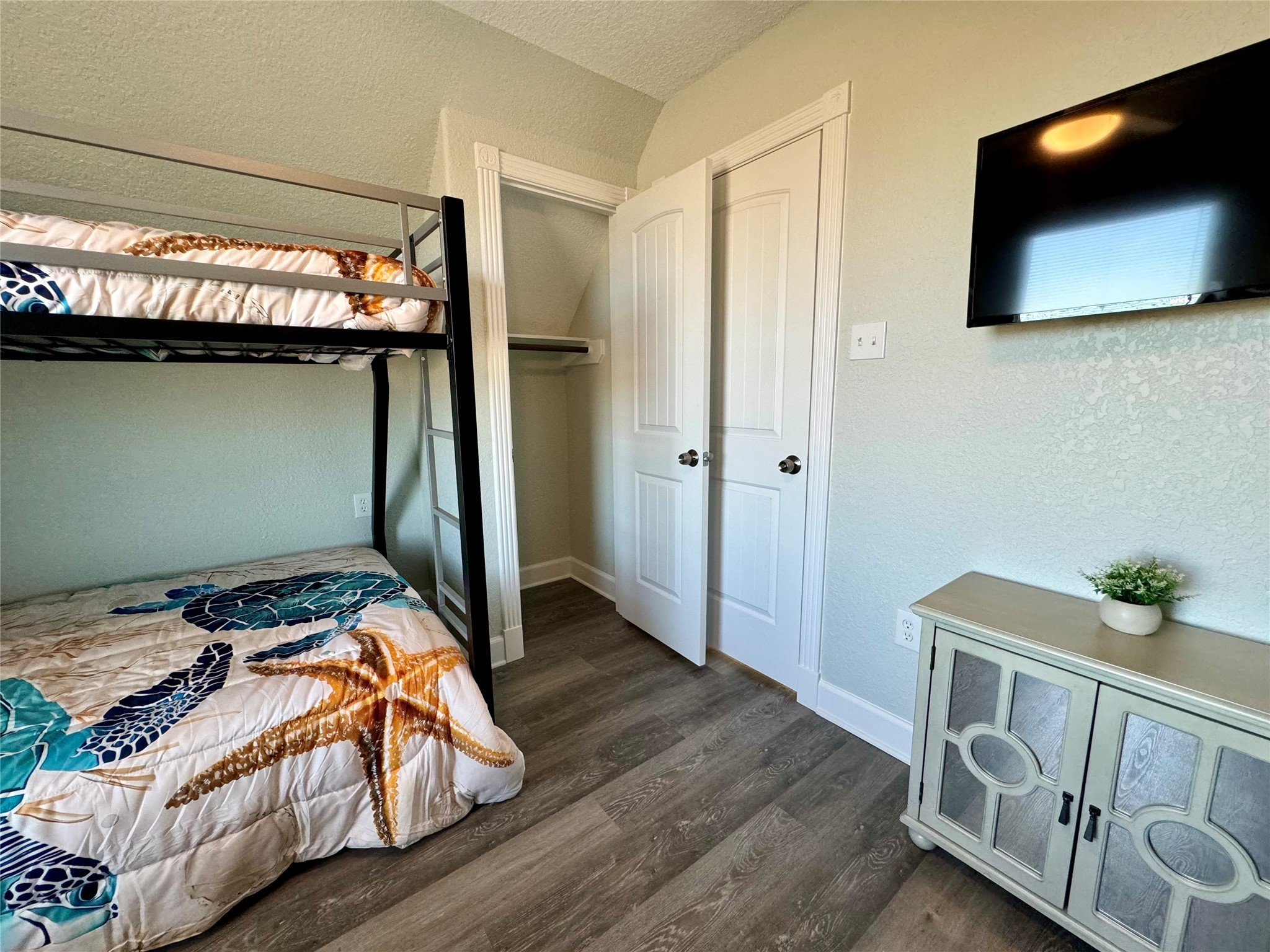 4822 Palm Street Surfside Beach, TX 77541 - Photo 26 of 32 Upstairs Bedroom
