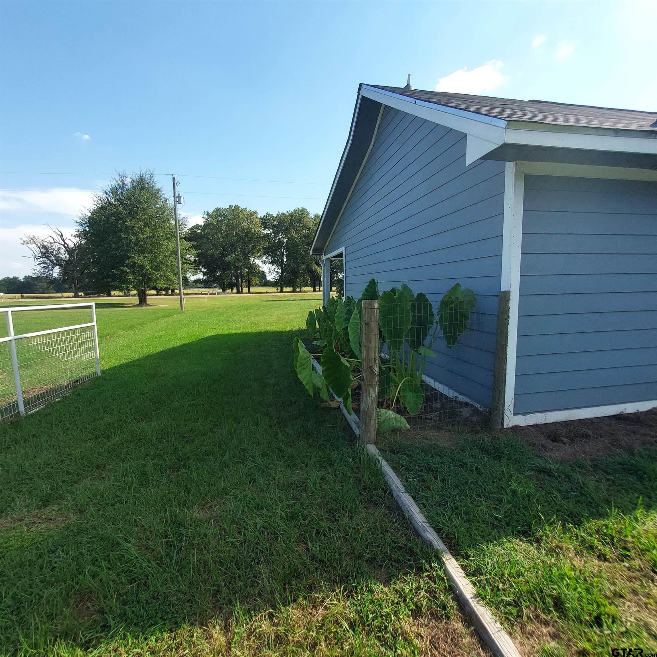 1937 Highway 11 Pittsburg, TX 75686 - Photo 27 of 33