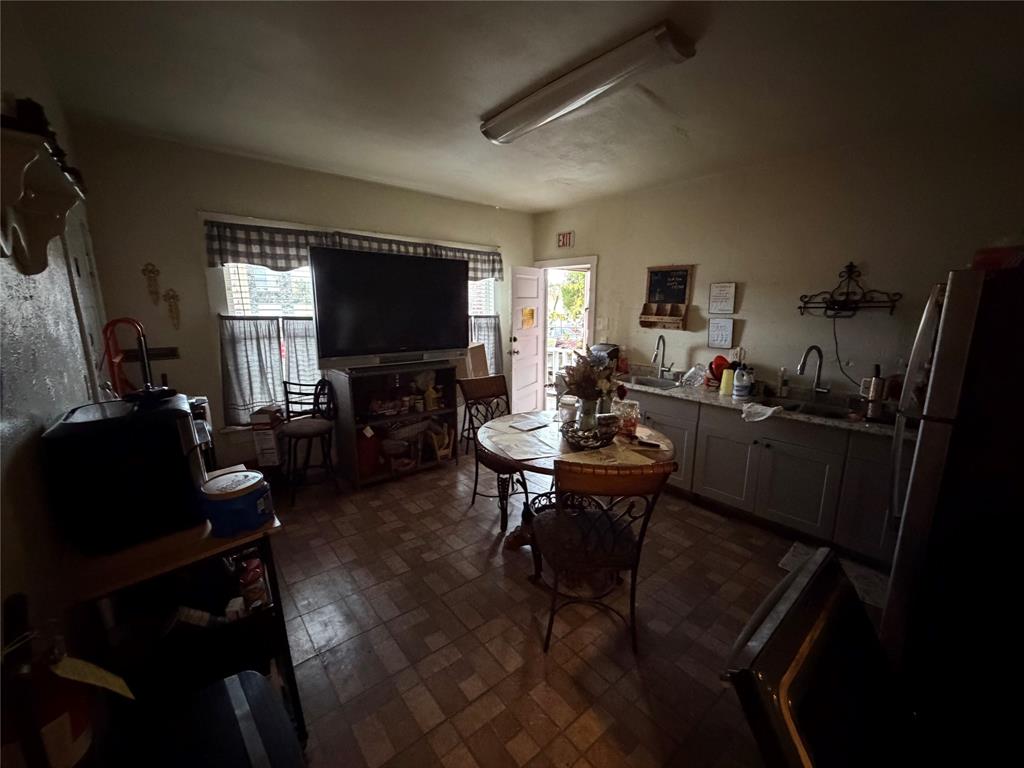 3528 Colonial Avenue Dallas, TX 75215 - Photo 22 of 32