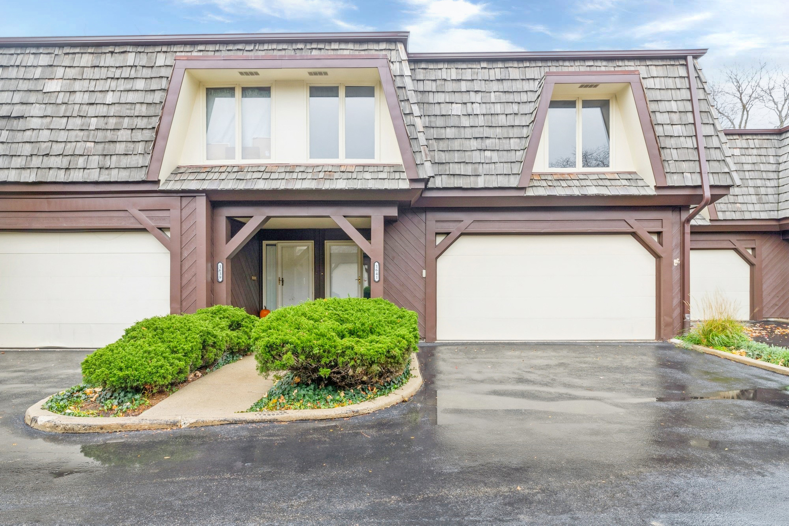 1641 Winnetka Road Glenview, IL 60025 - Photo 1 of 34 Gallery Image 1