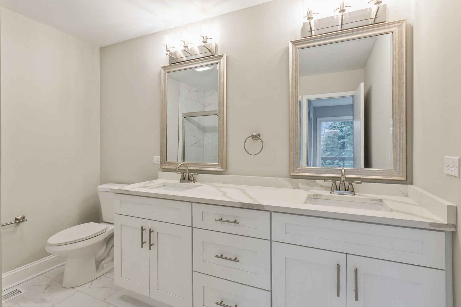 1641 Winnetka Road Glenview, IL 60025 - Photo 19 of 34 Gallery Image 19