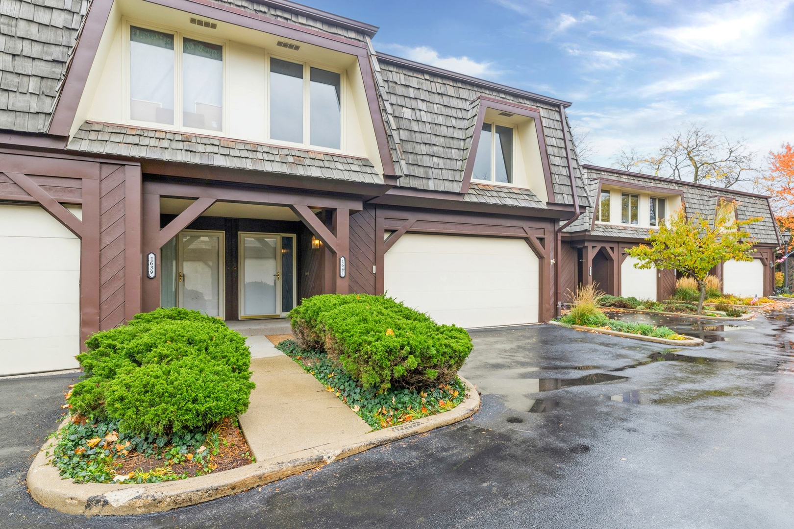 1641 Winnetka Road Glenview, IL 60025 - Photo 2 of 34 Gallery Image 2
