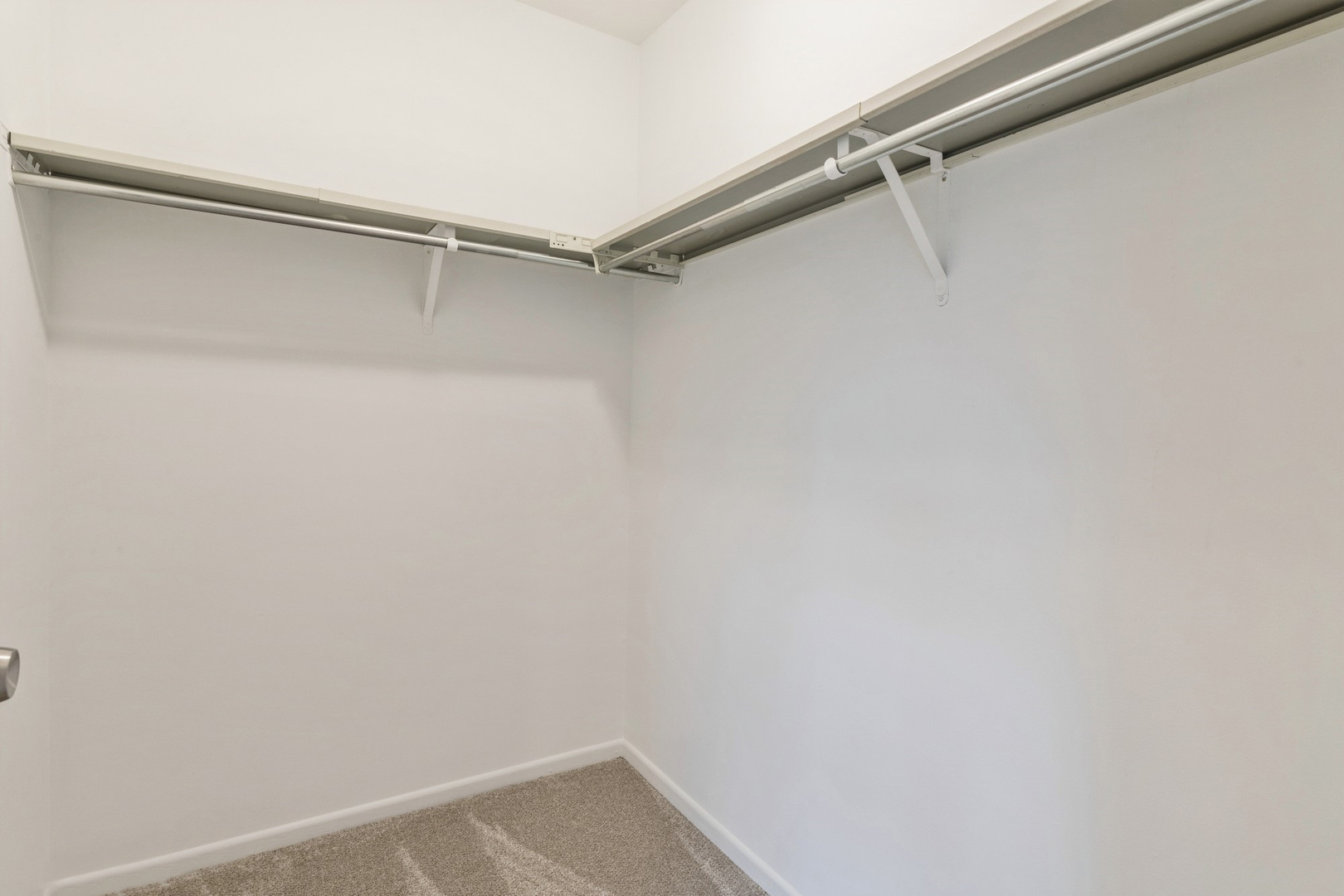 1641 Winnetka Road Glenview, IL 60025 - Photo 21 of 34 Gallery Image 21