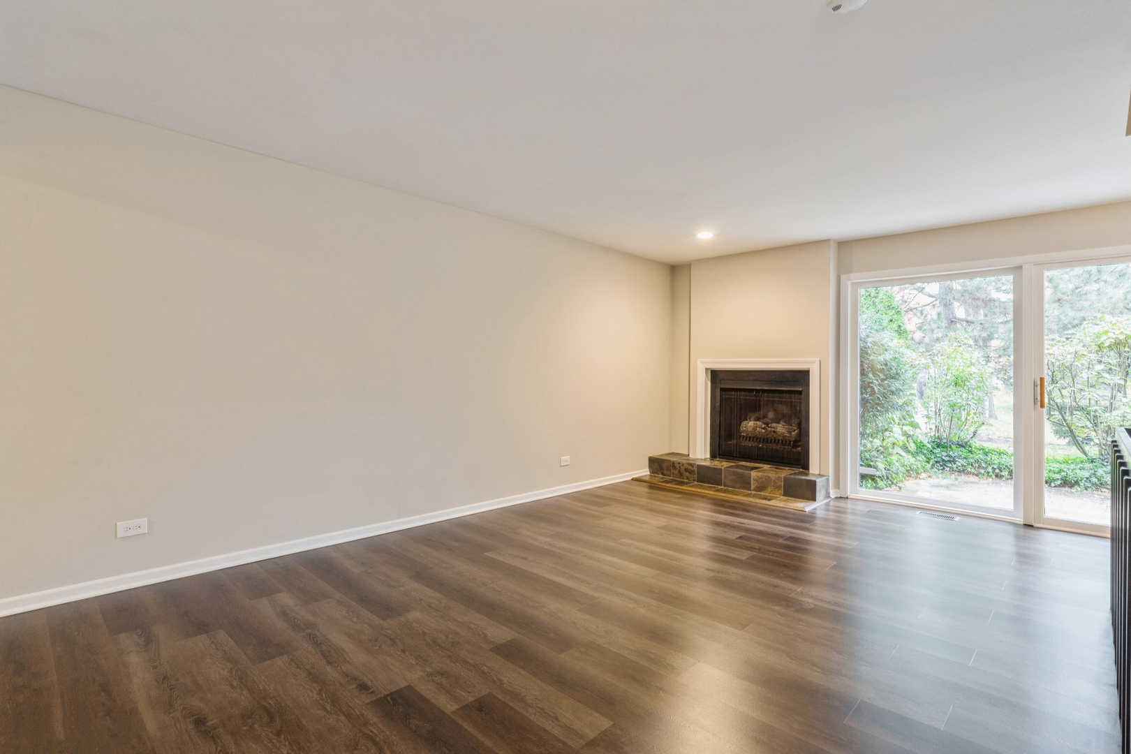 1641 Winnetka Road Glenview, IL 60025 - Photo 6 of 34 Gallery Image 6