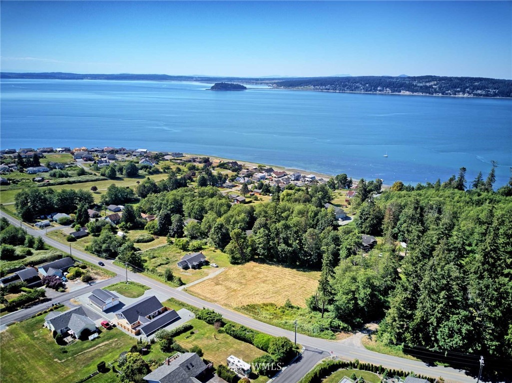 2 West Brokaw Road Camano Island, WA 98282 - Photo 3 of 13 Gallery Image 3