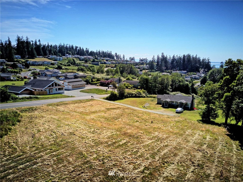 2 West Brokaw Road Camano Island, WA 98282 - Photo 9 of 13 Gallery Image 9