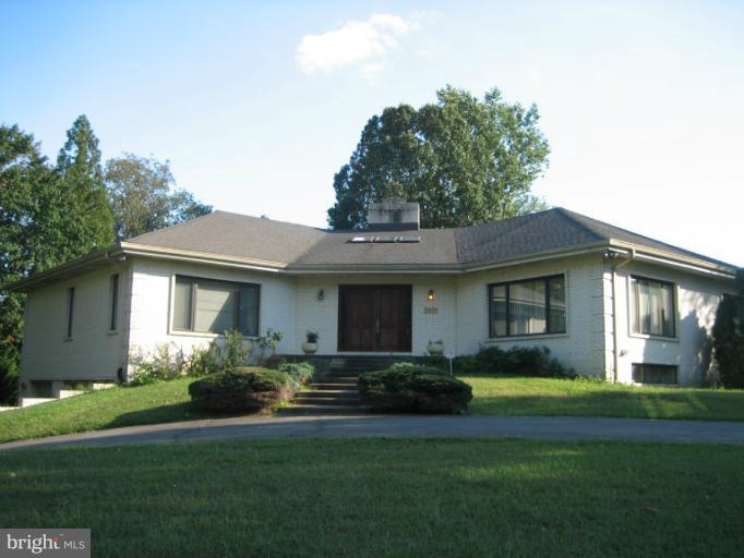 6809 Lupine Lane McLean, VA 22101 - Photo 6 of 7 Exterior (Front)