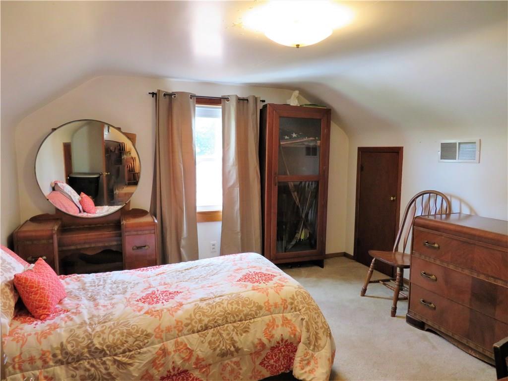 2568 Ridge Rd Extension Baden, PA 15005 - Photo 9 of 19