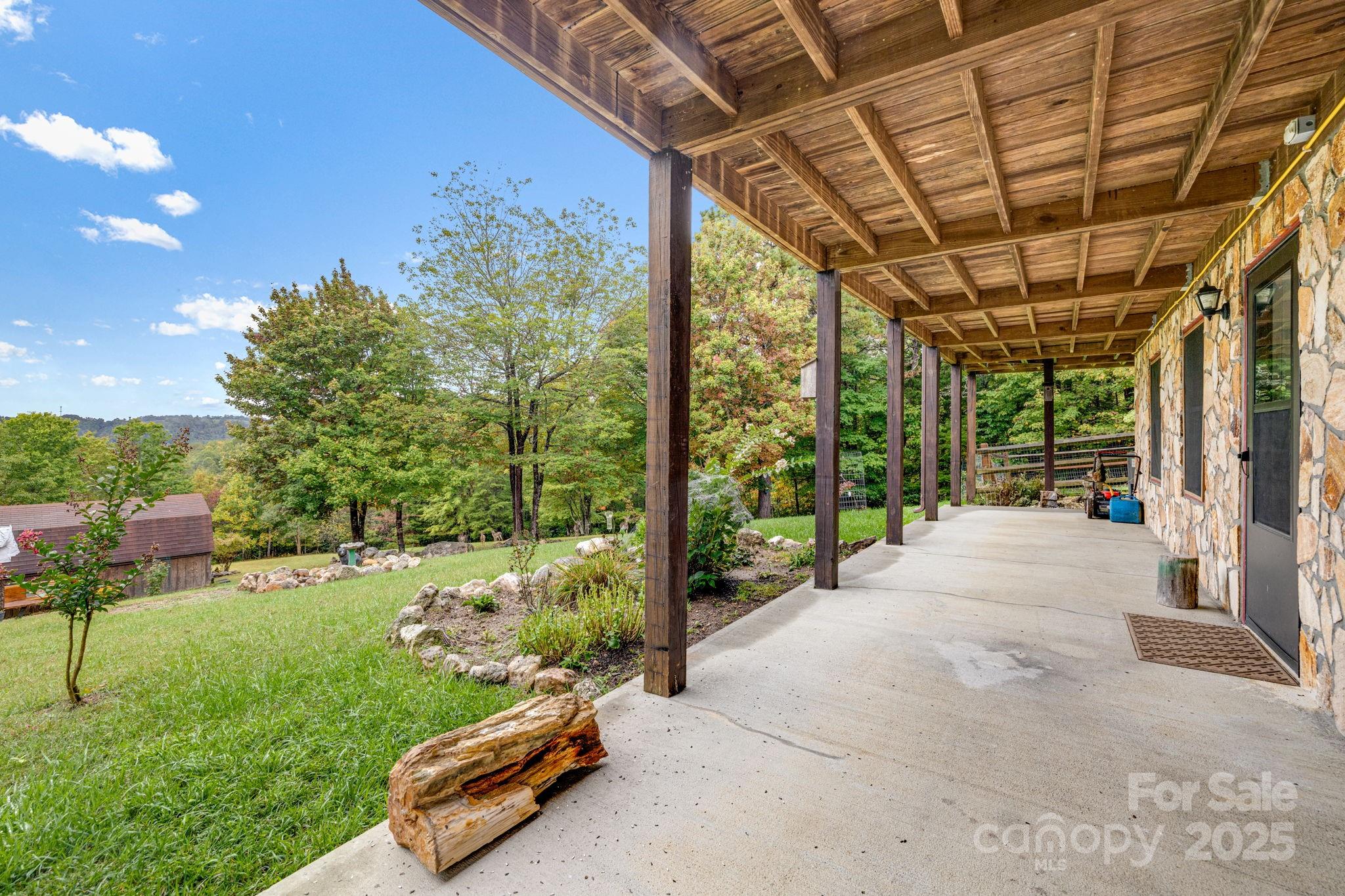 951 Pine Tree Road Spruce Pine, NC 28777 - Photo 39 of 48