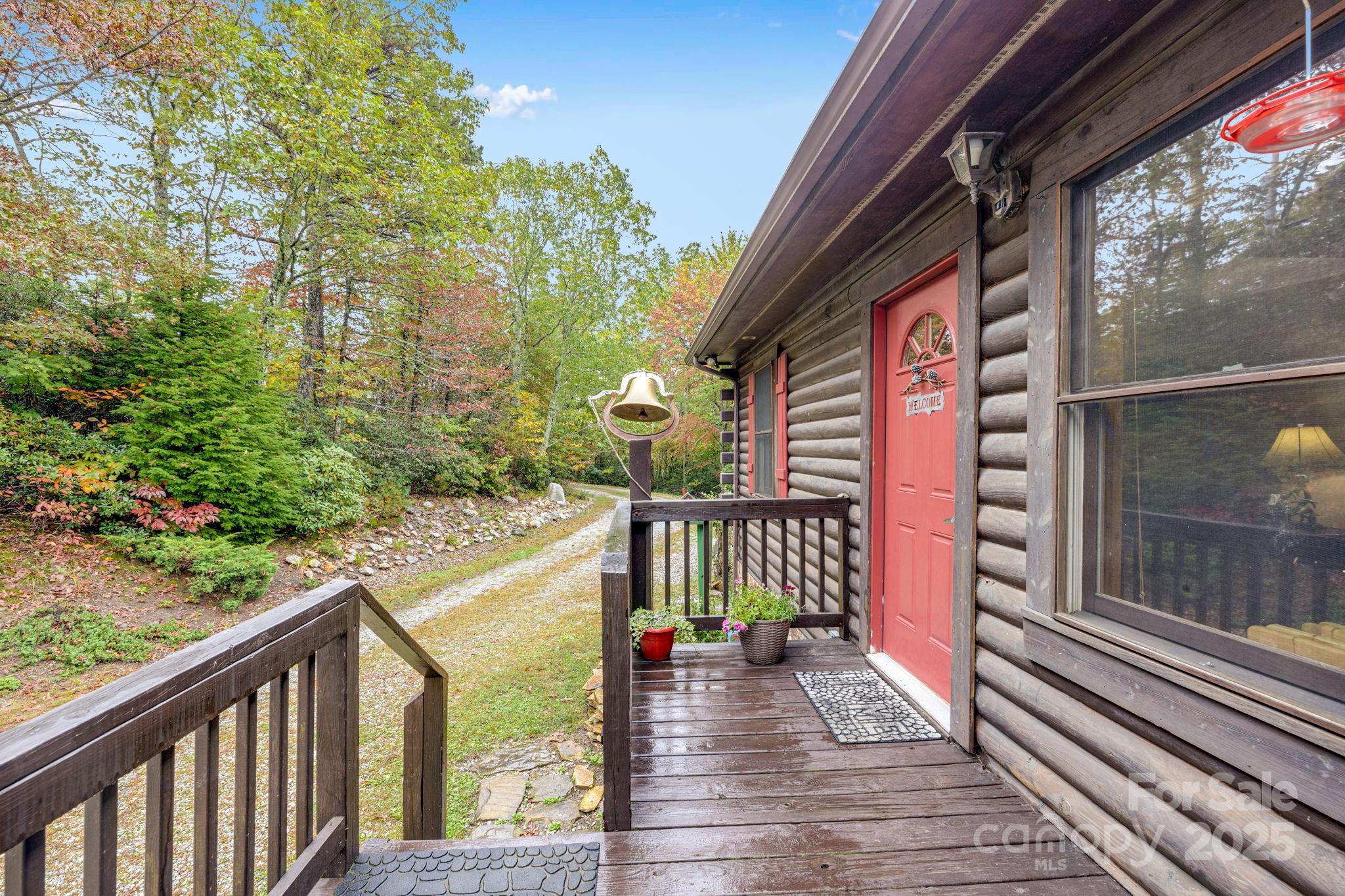 951 Pine Tree Road Spruce Pine, NC 28777 - Photo 9 of 48