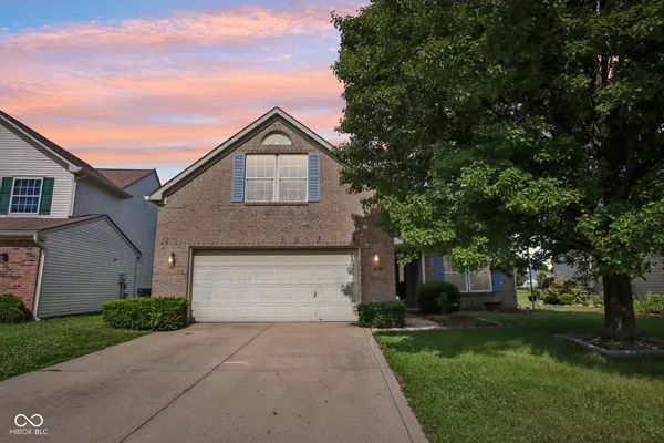 $265,000 | 5812 Wooden Branch Drive, Indianapolis, IN 46221