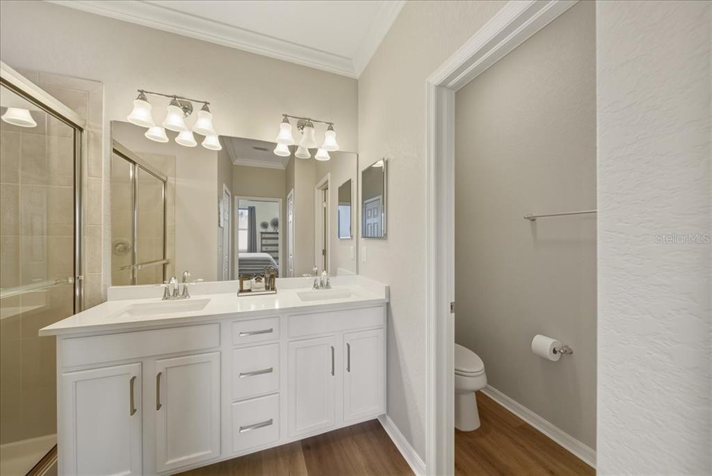 7224 Ketch Place Bradenton, FL 34212 - Photo 35 of 70 a bathroom with a double vanity sink mirror and double