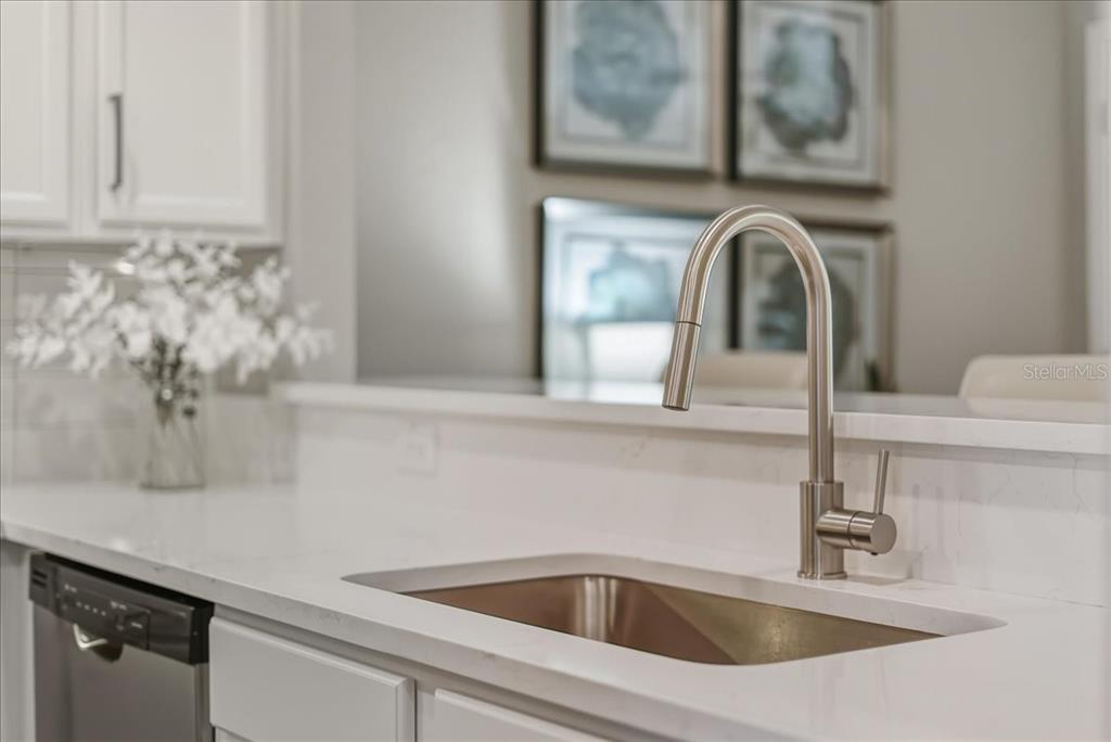 7224 Ketch Place Bradenton, FL 34212 - Photo 9 of 70