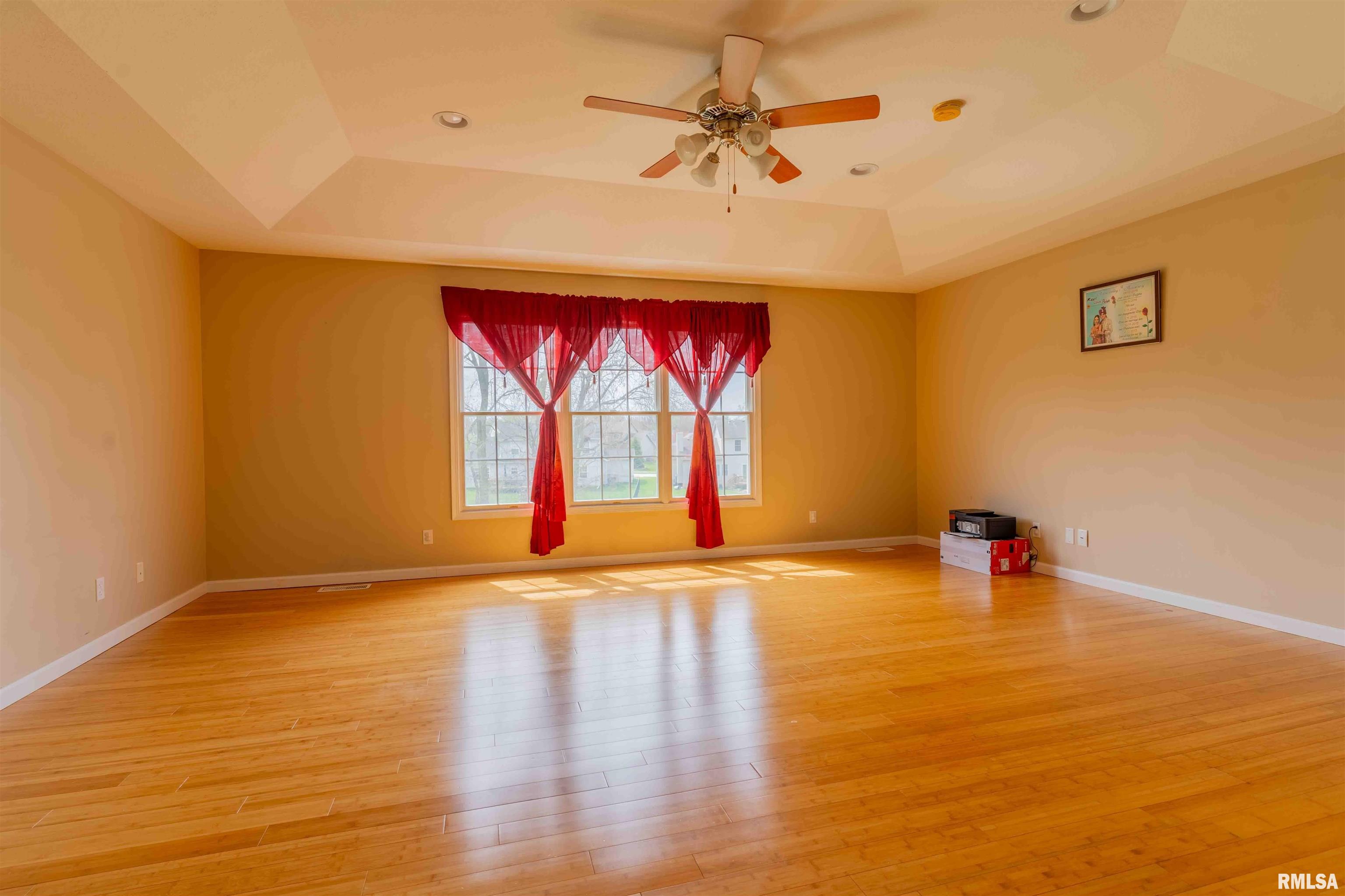 1918 West Geneva Road Peoria, IL 61615 - Photo 32 of 49 Gallery Image 32