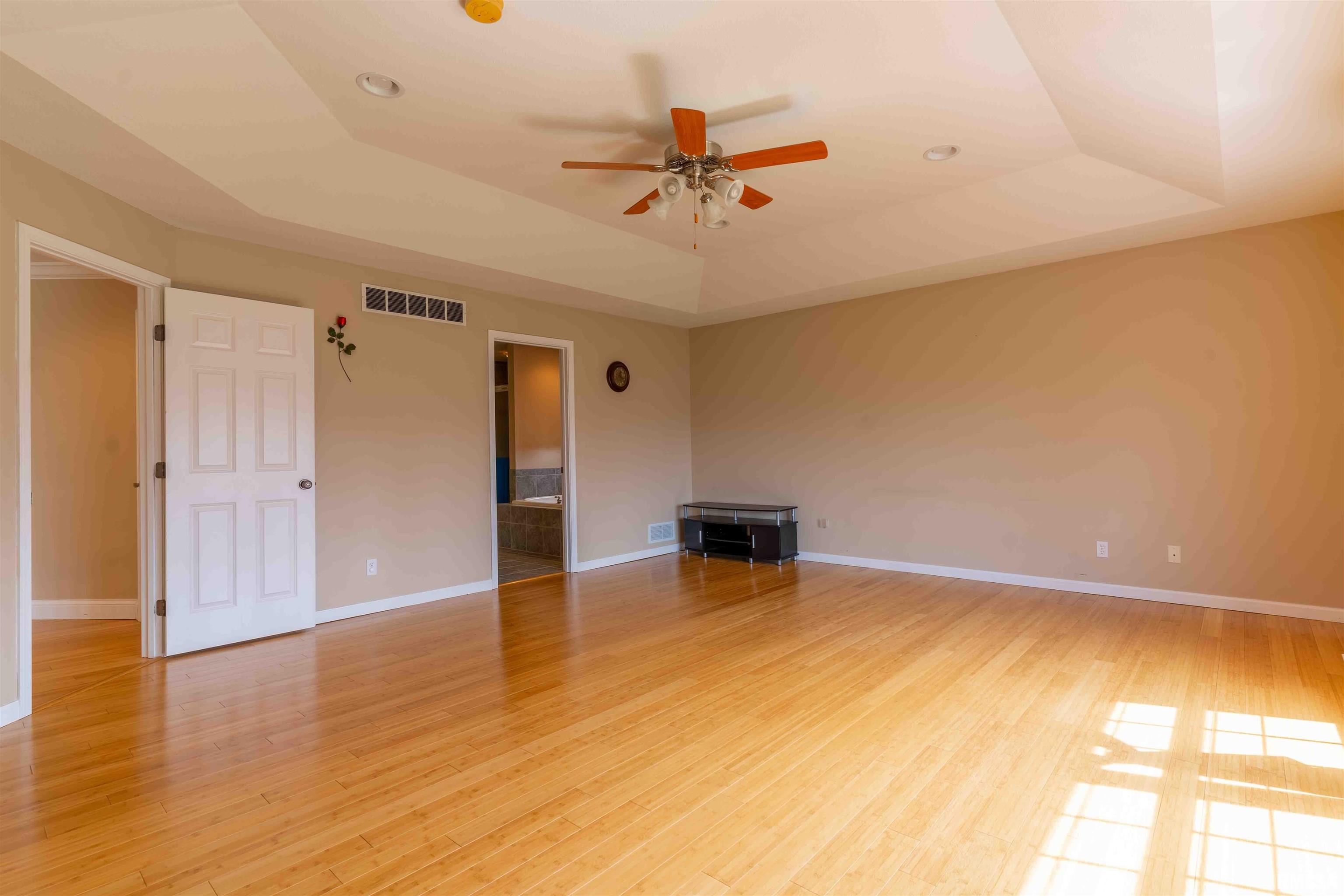 1918 West Geneva Road Peoria, IL 61615 - Photo 33 of 49 Gallery Image 33