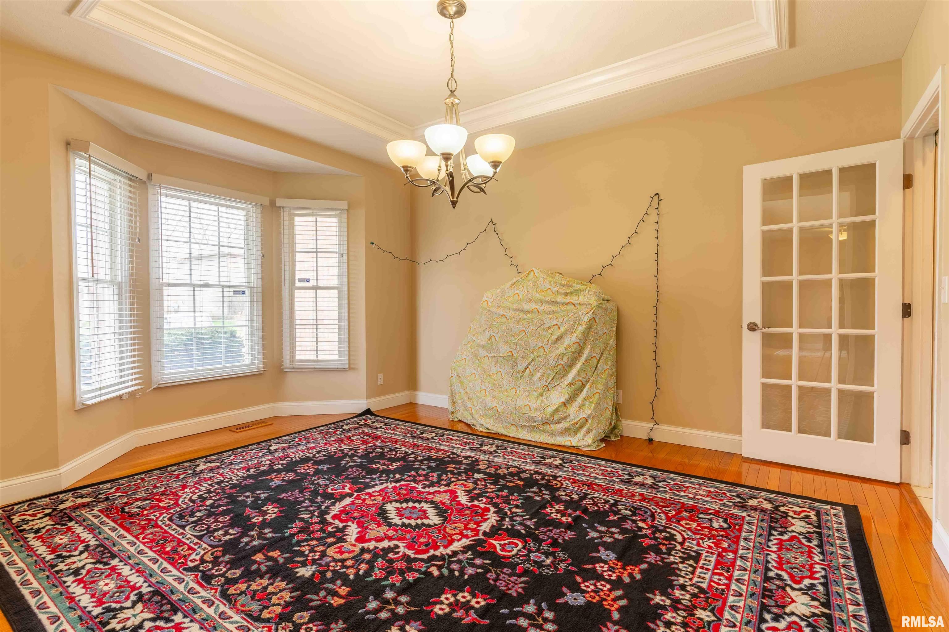 1918 West Geneva Road Peoria, IL 61615 - Photo 7 of 49 Gallery Image 7