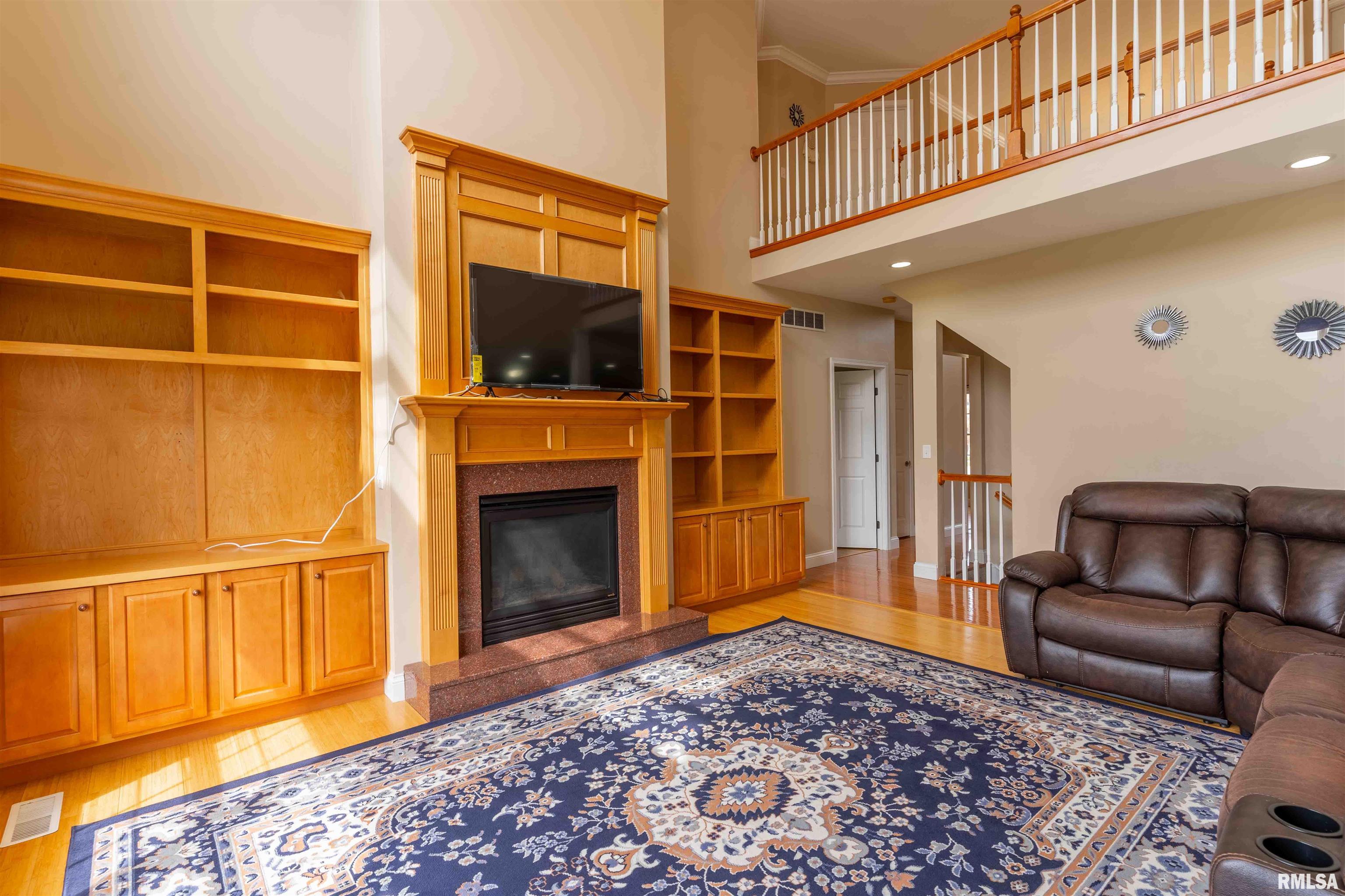 1918 West Geneva Road Peoria, IL 61615 - Photo 10 of 49 Gallery Image 10